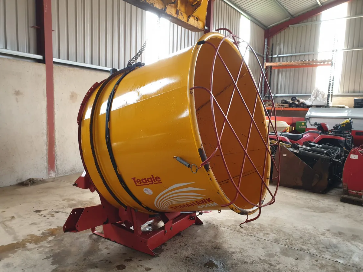 Teagle Tomahawk 404 Bale Shredder - Image 1