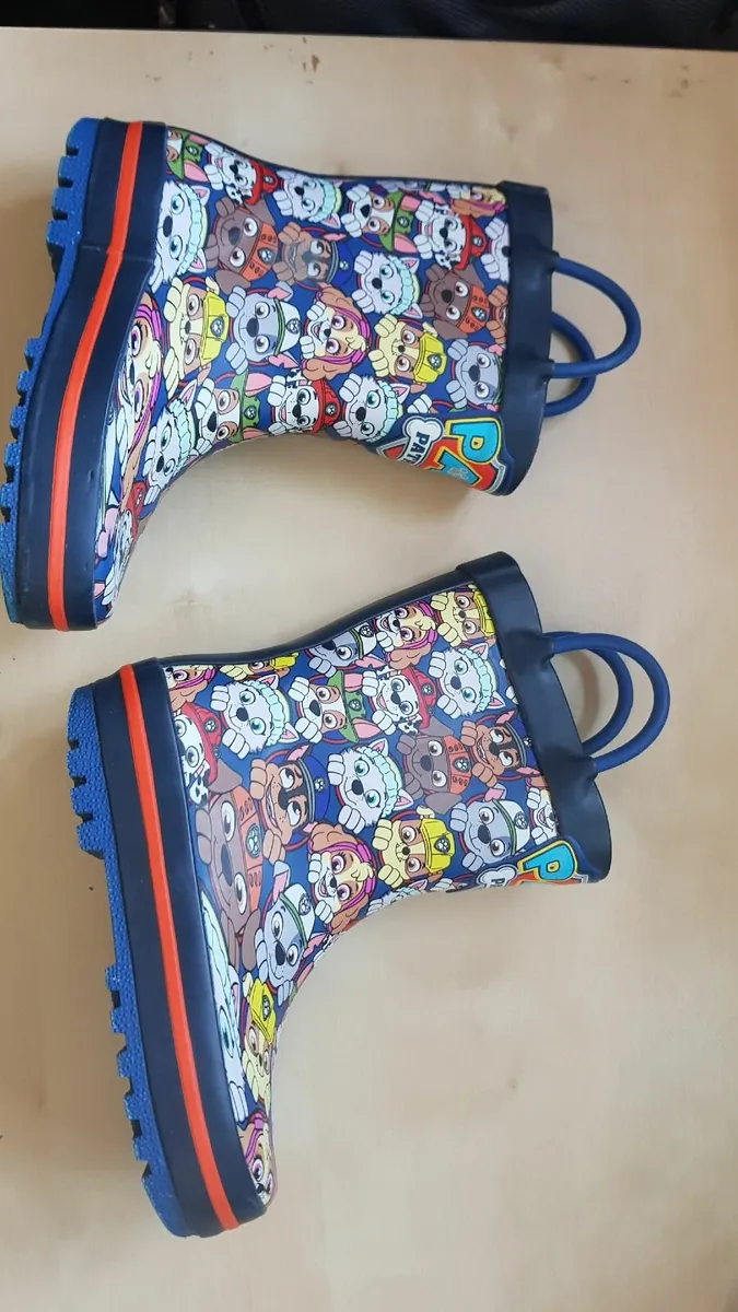 Paw patrol Wellies- size 7 - Image 3