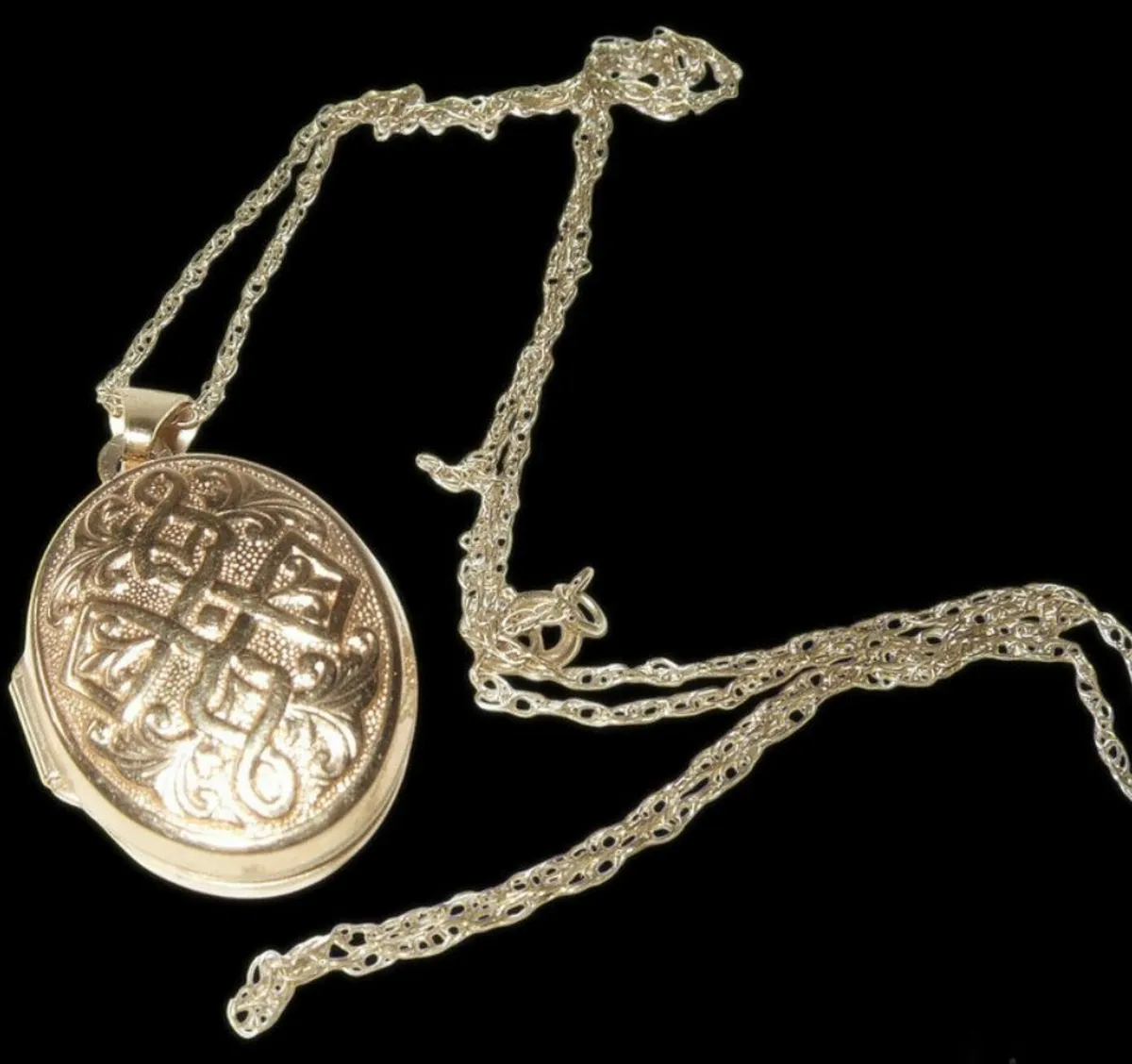 Vintage Hallmarked 9ct Yellow Gold Locket & Chain - Image 1