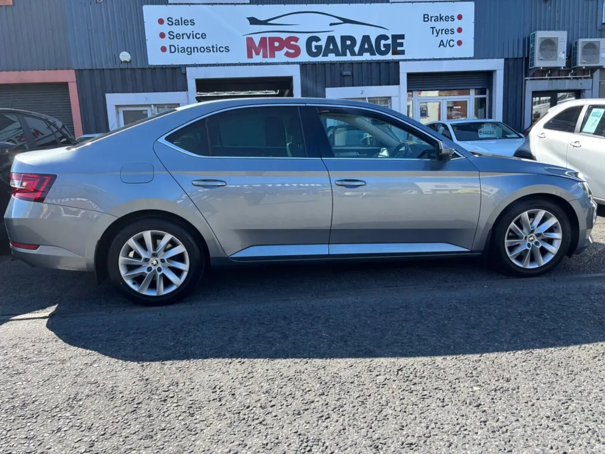 Skoda Superb Style 2.0tdi 150BHP 4DR - Image 1
