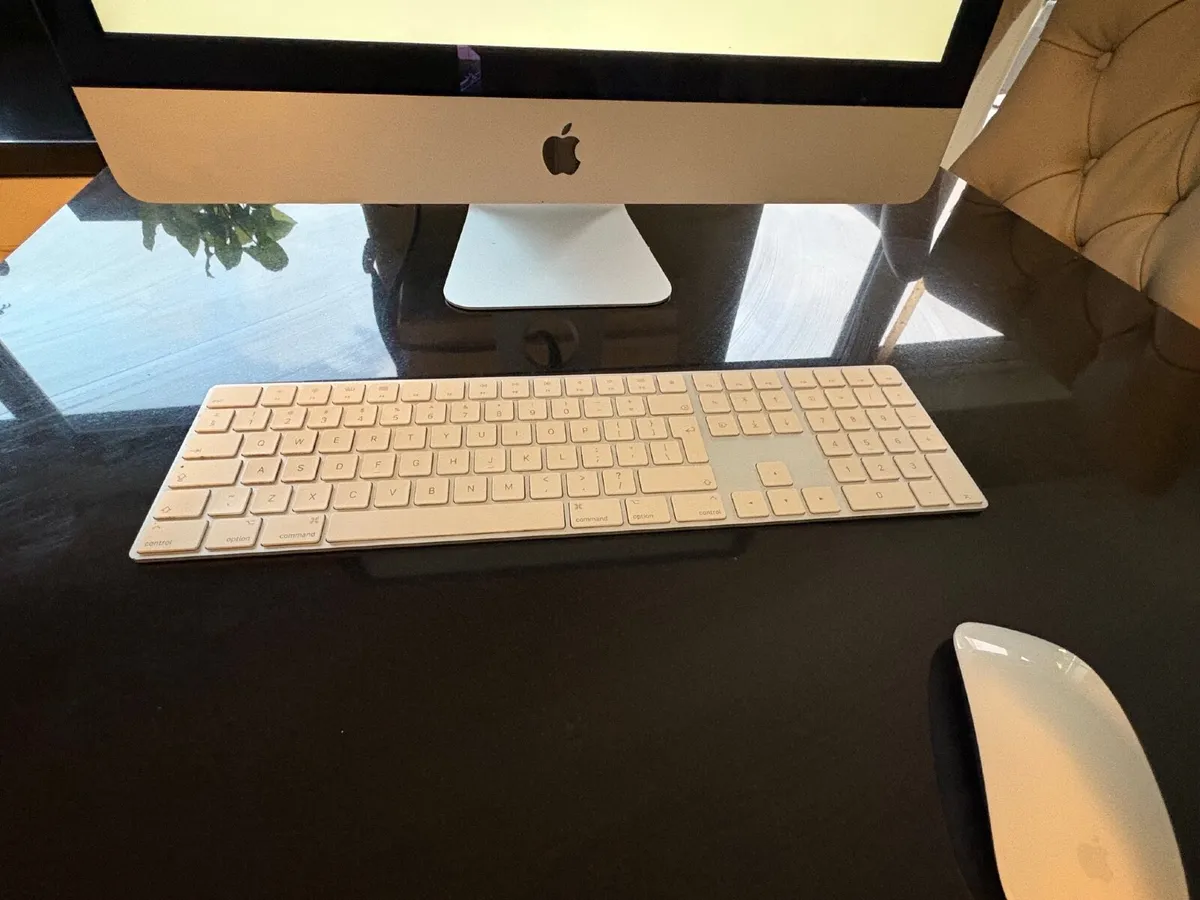 21.5" Apple iMac Slimline 256gb SSD 8GB RAM - Image 4