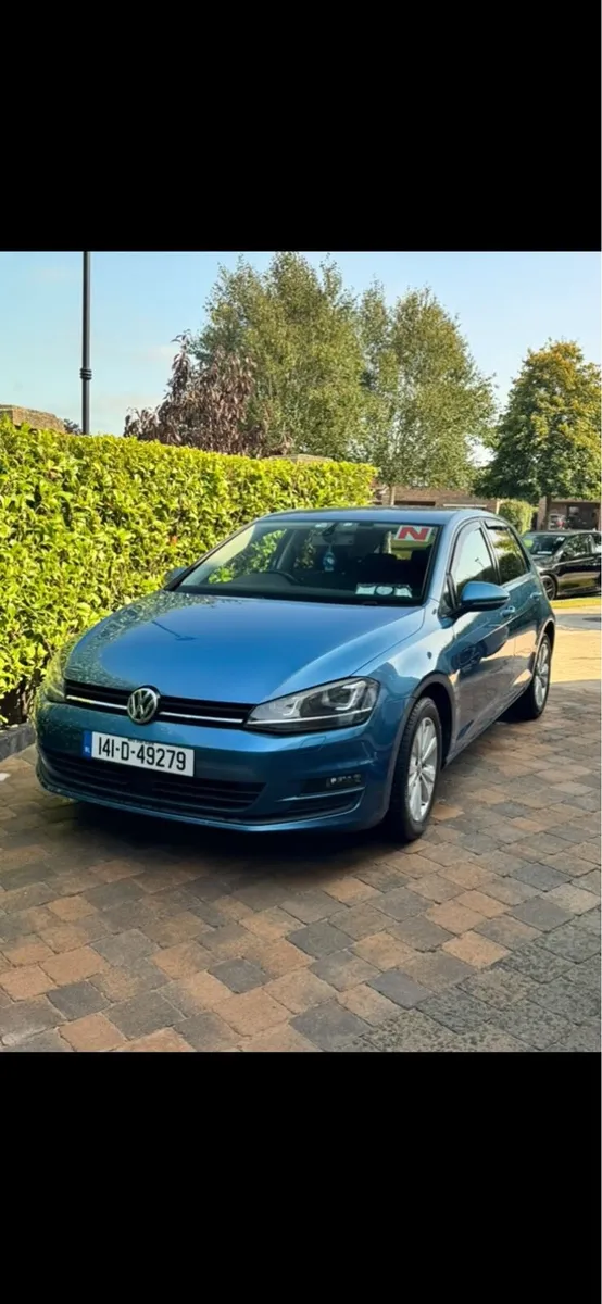 VW golf TSI Bluemotion // IMMACULATE// LOW KMS - Image 1