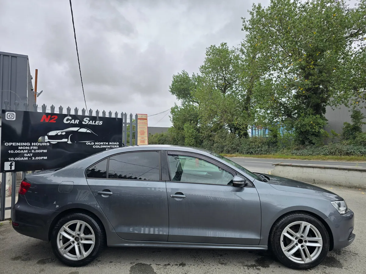 141 Vw Jetta 1.6tdi, LOW MILEs, NEW NCT - Image 3