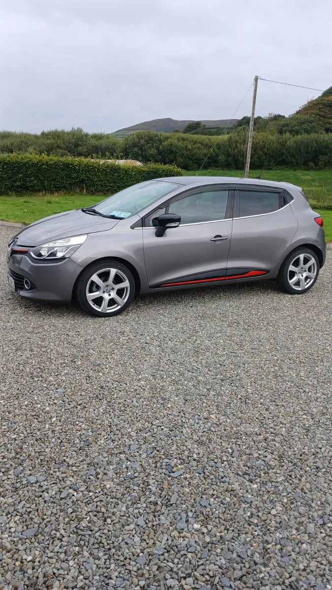 Renault Clio 2015 1.2 Auto. - Image 1