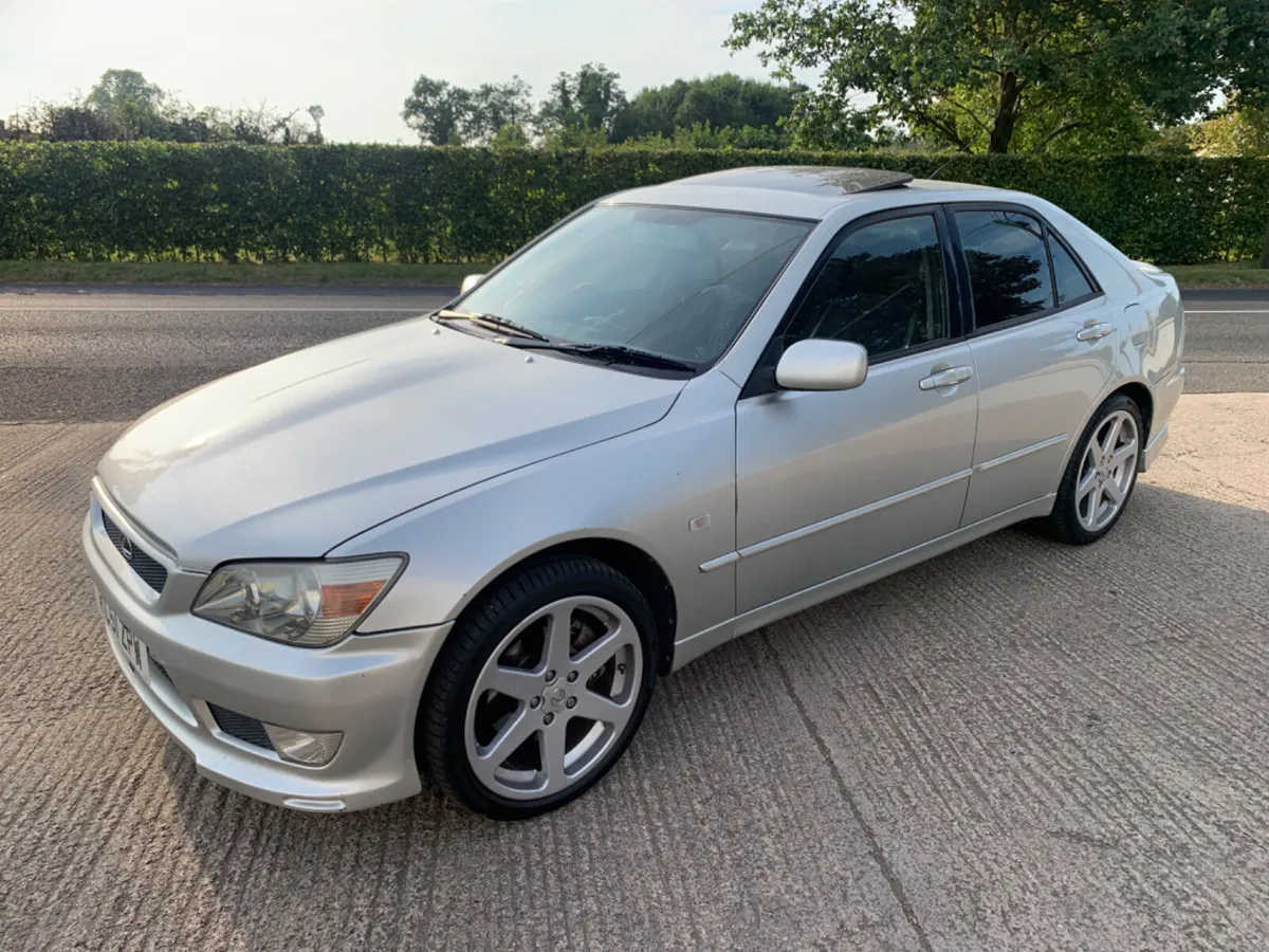 2002 LEXUS IS200 TTE SPORT | LSD | SUNROOF - Image 1