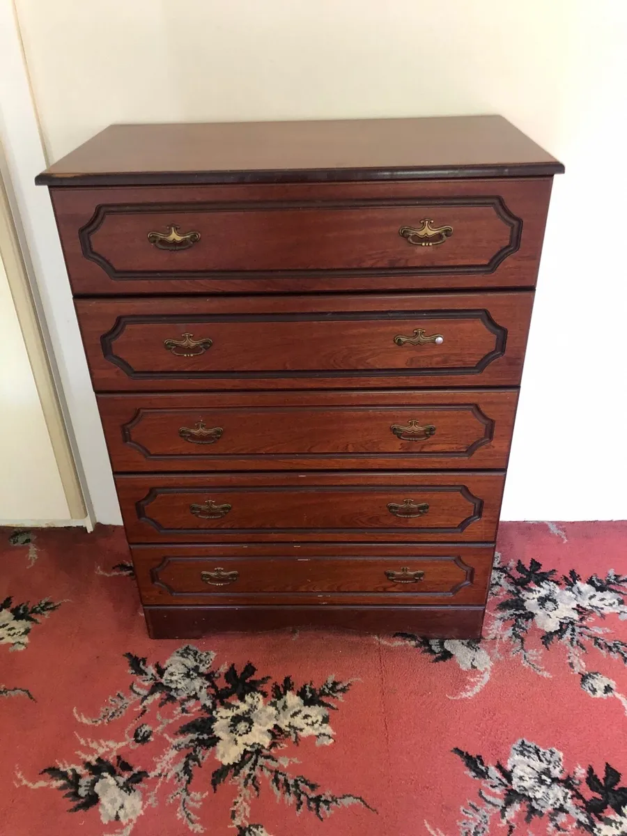 Chest of drawers - Image 2