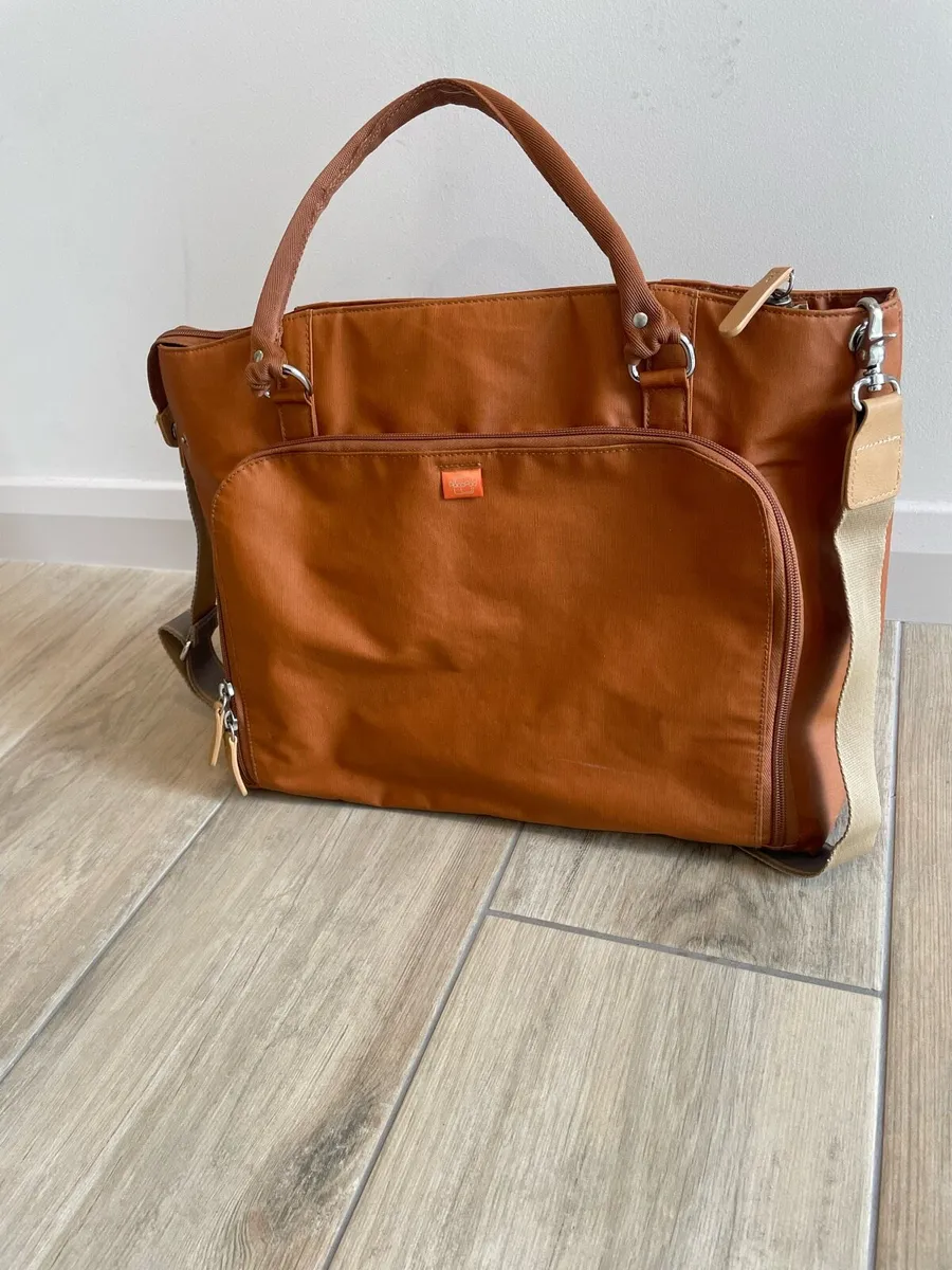 Baby changing bag - Image 2