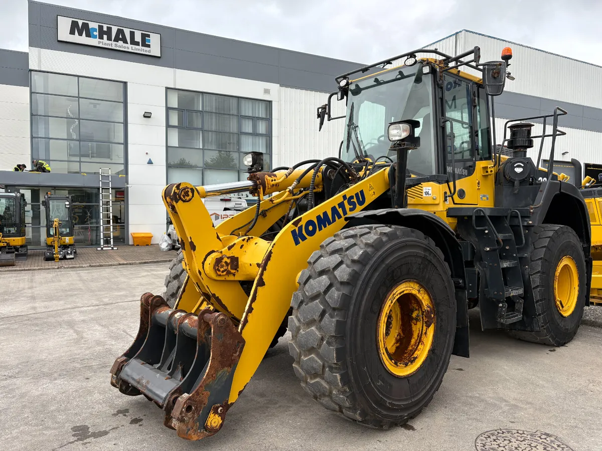 Komatsu WA380-8 - Image 1