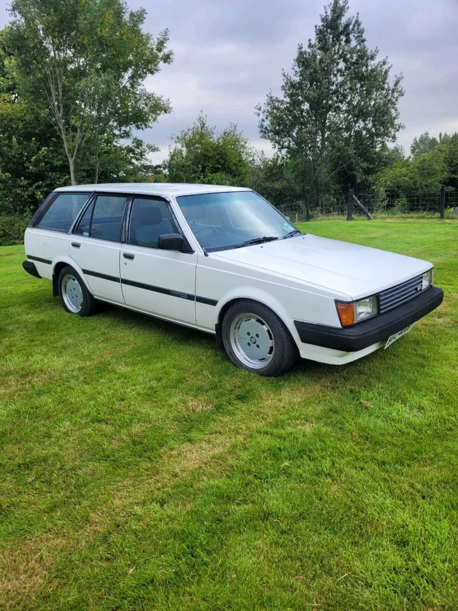 1984 Toyota Carina Surf Wagon - Image 1