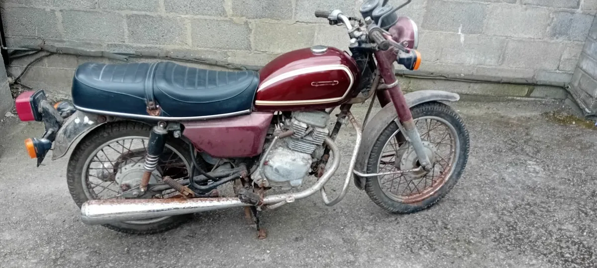 Honda 200 Benly