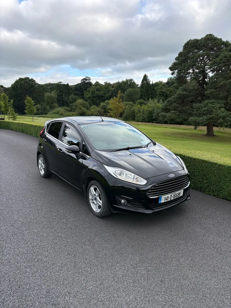 Ford Fiesta 2014 Titanium - Image 2