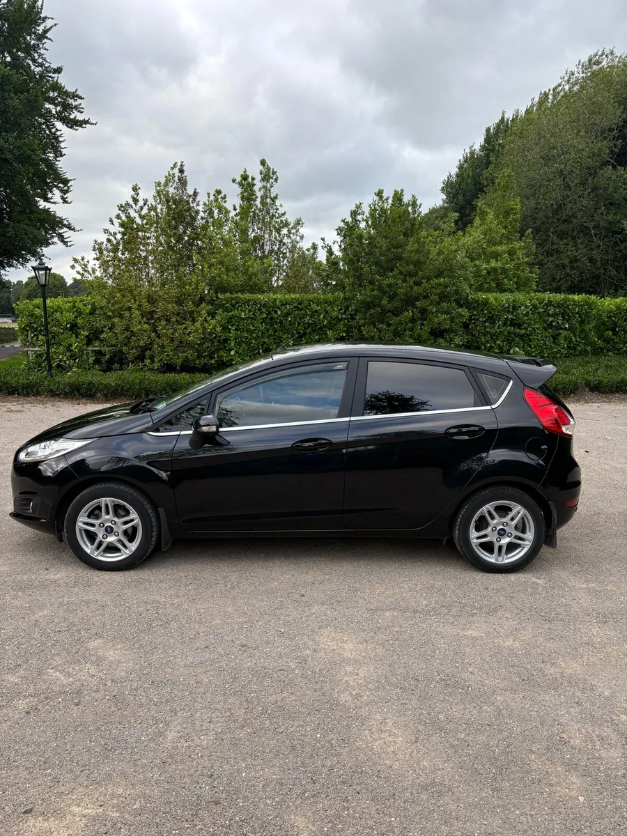 Ford Fiesta 2014 Titanium - Image 4