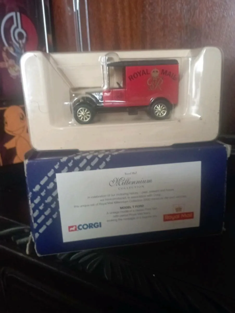 CORGI ROYAL MAIL DIE -CAST MODLES DELIVERY TRUCK'S - Image 4