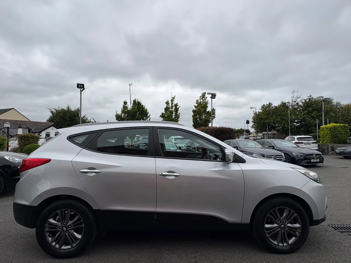 151 Hyundai ix35 1.7 Diesel *Low Miles* - Image 4