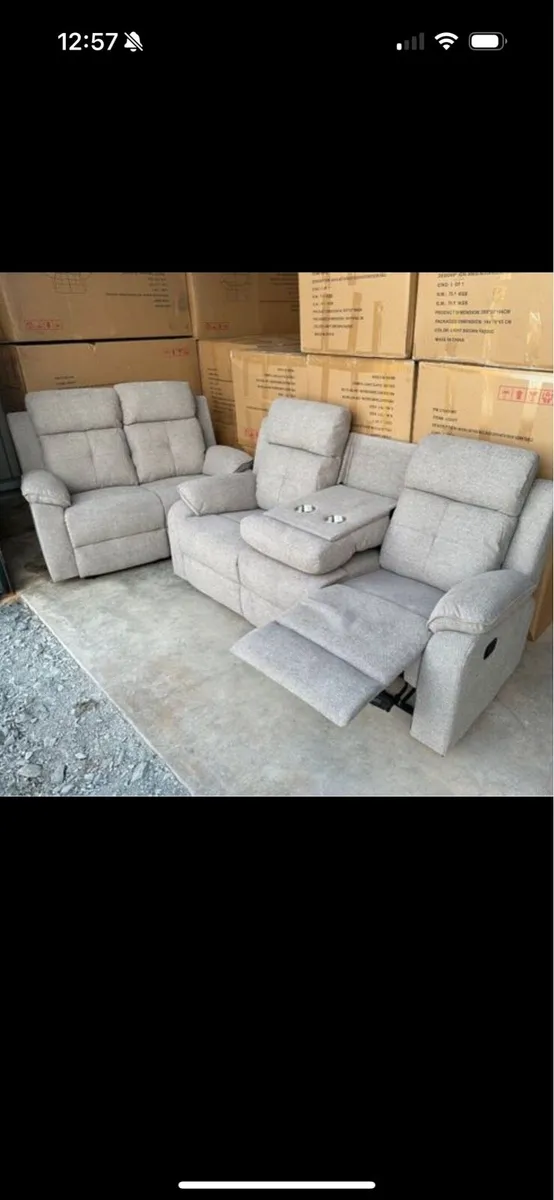 New recliner material  couches 3+2 - Image 3