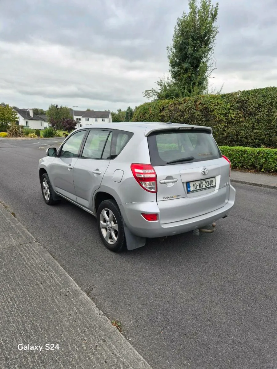 Toyota  RAV  4WD Diesel  2010 - Image 4