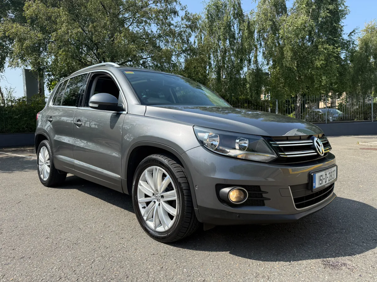 Volkswagen Tiguan 2.0 TDI Soort Pan Roof - Image 1
