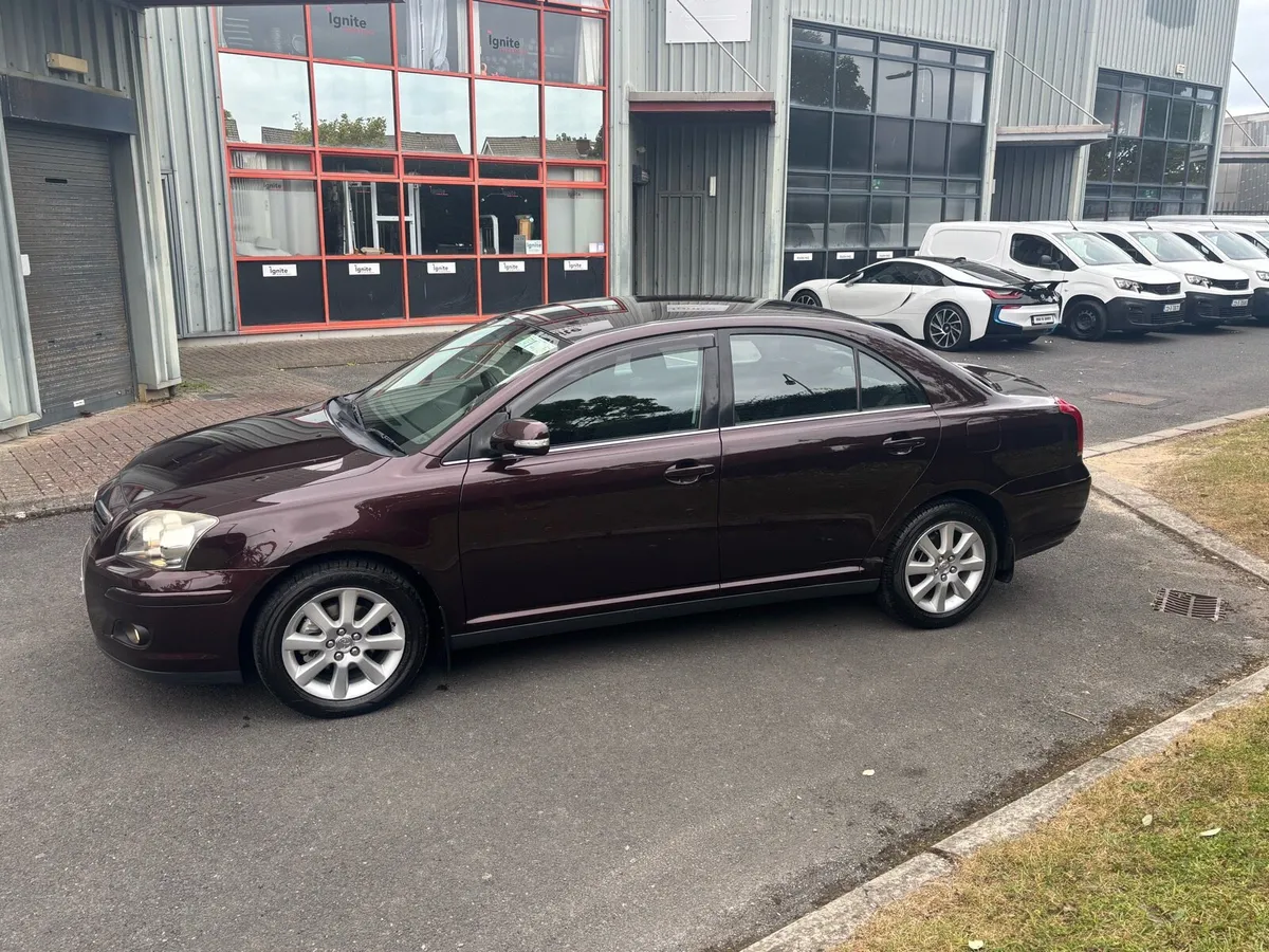 Toyota avensis - Image 2