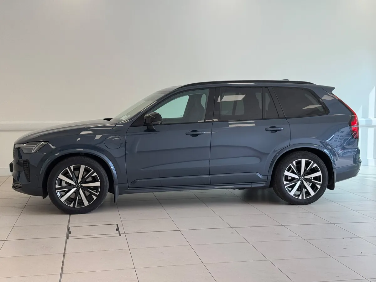 Volvo XC90 t8 2025 - Image 3