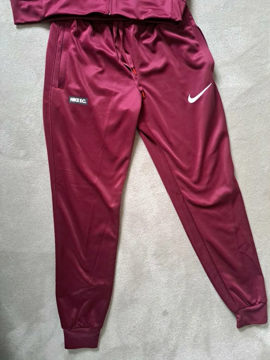 Nike  Burgundy Tracksuit S new - Image 2