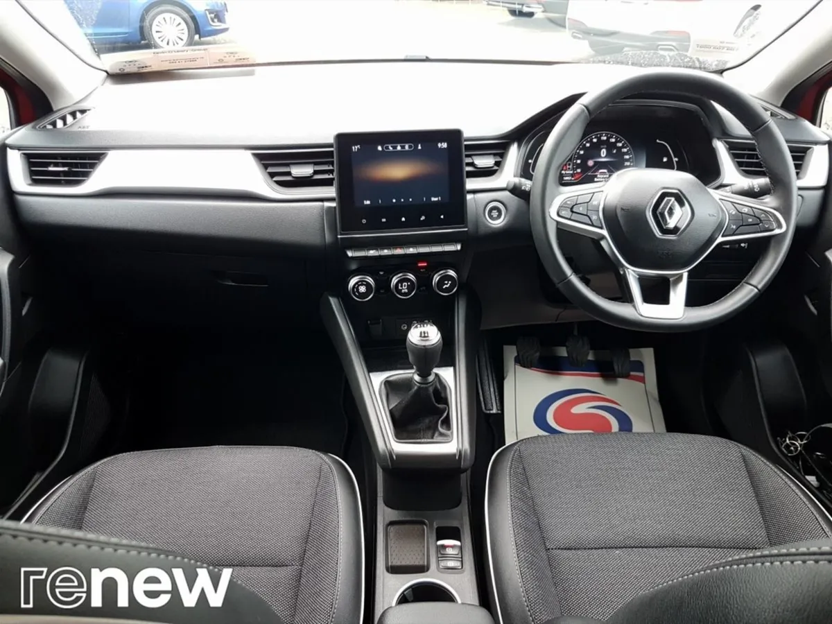 Renault Captur TCe 90 Techno - Image 2