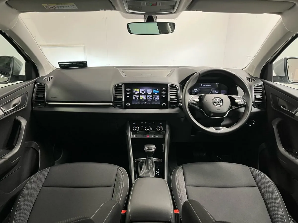Skoda Karoq Ambition DSG 2.0tdi 115BHP -revering - Image 4