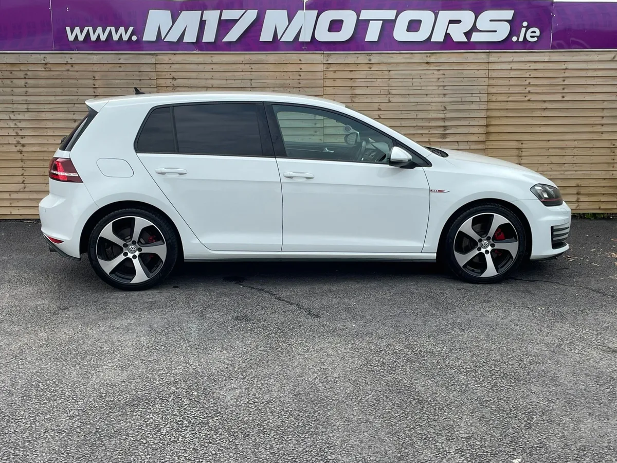 VW GOLF 2.0 GTI AUTO LOW KMS - Image 4