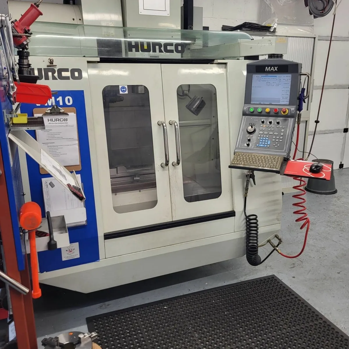 HURCO VM10i VERTICAL MACHINING CENTRE - Image 2