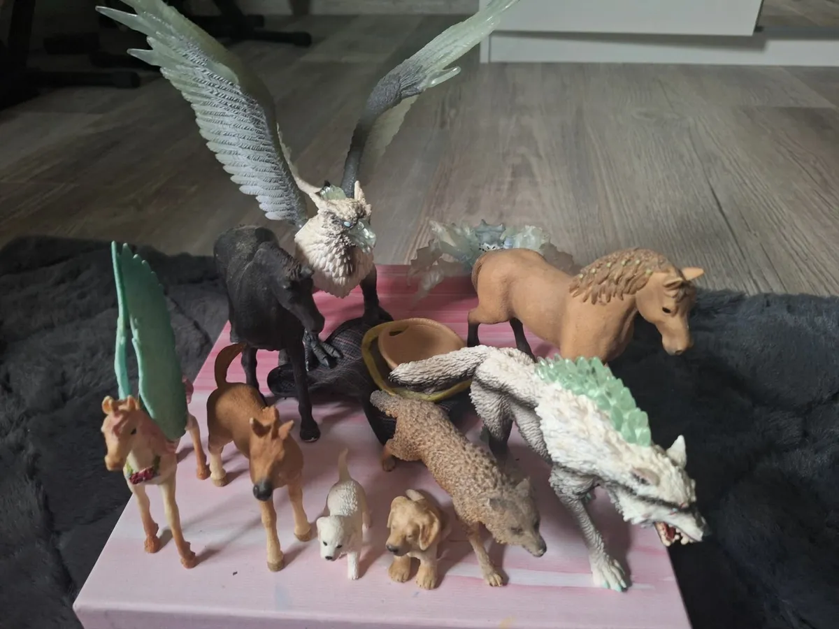Schleich horses and fairytale creatures collectibl - Image 1