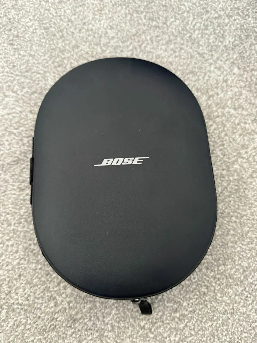 Bose QuietComfort Ultra Over-Ear Headphones - Image 3