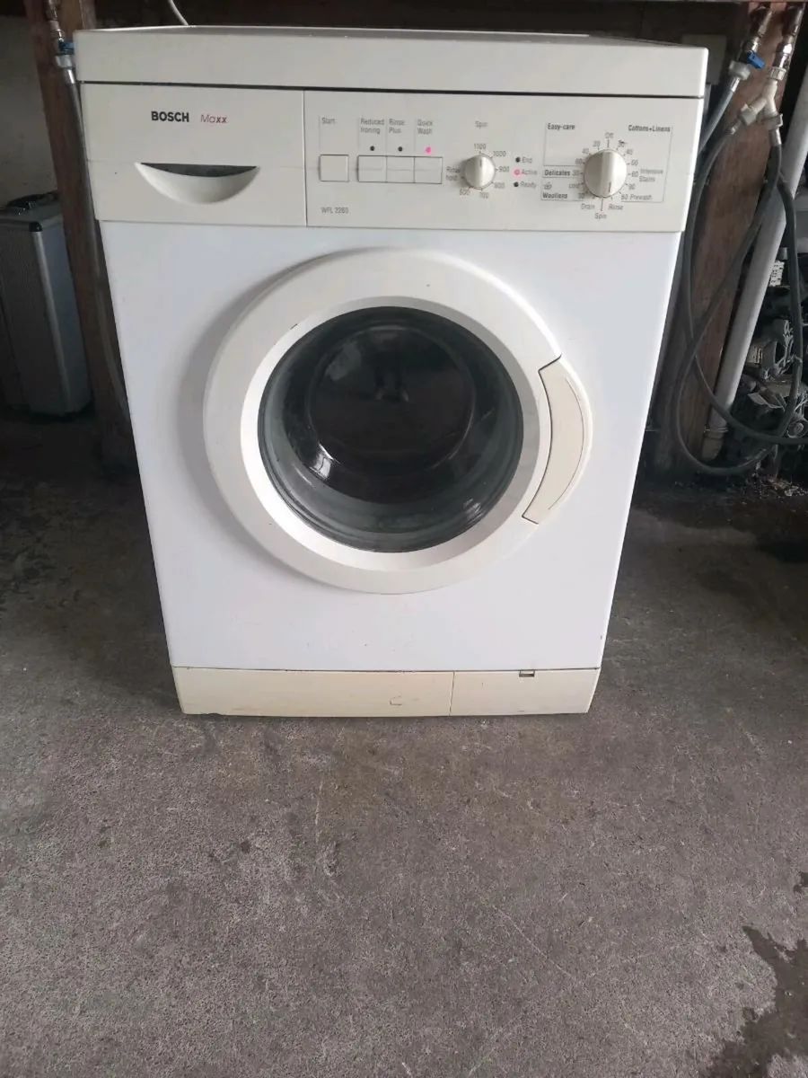 Bosch 7kg washing machine - Image 1