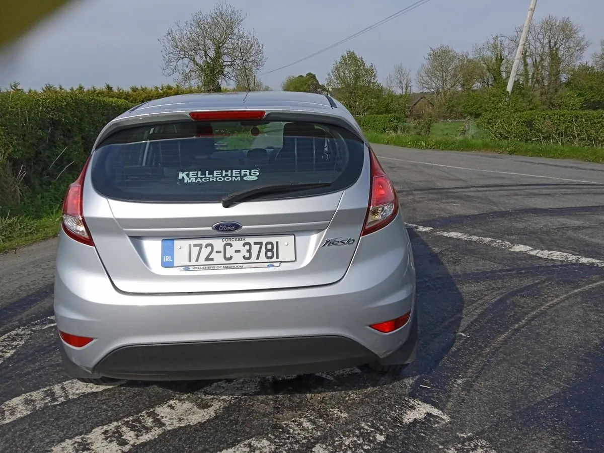FORD FIESTA  59,000 KM - Image 2