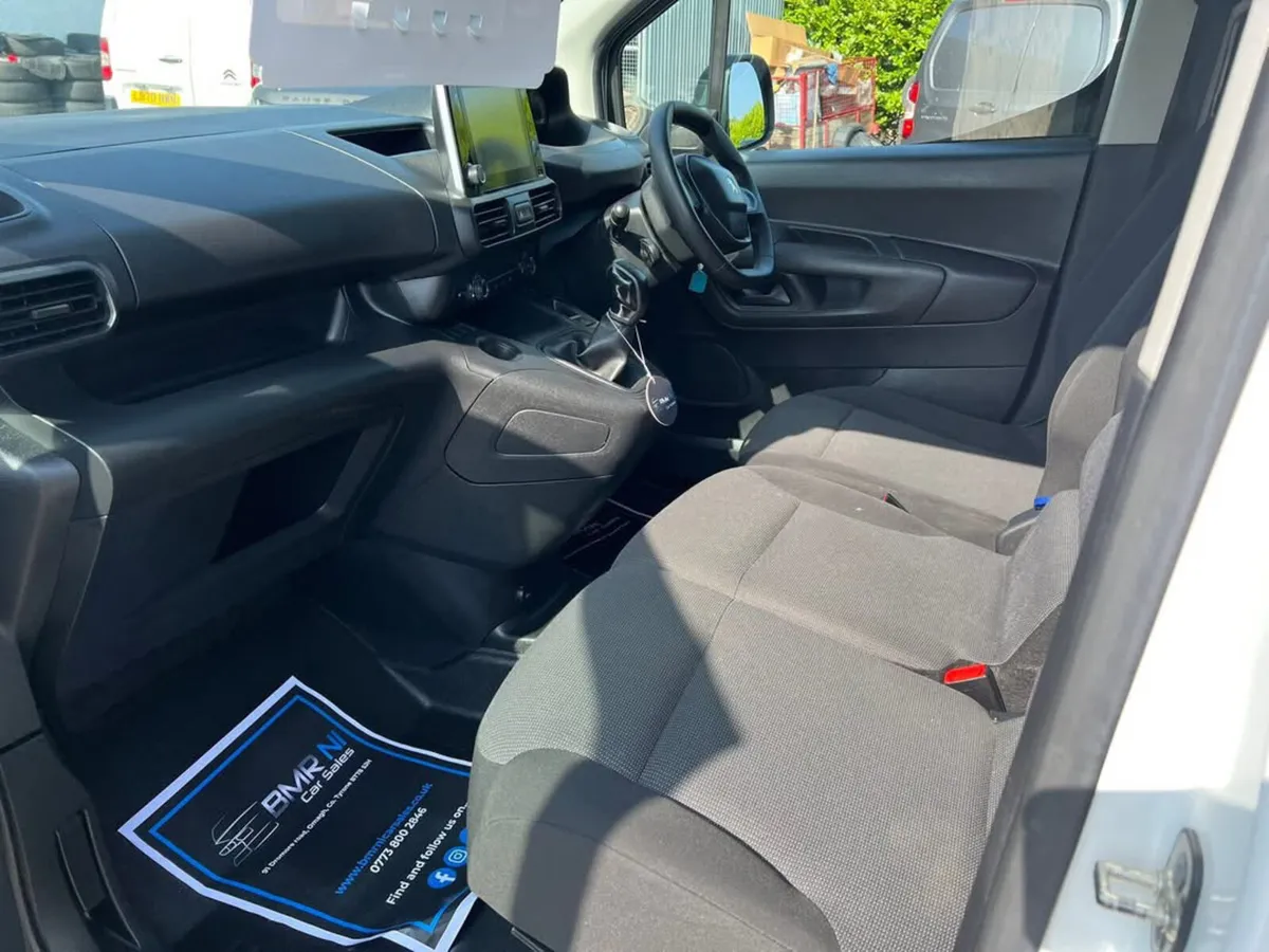 PEUGEOT PARTNER NEW MODEL 2021 - Image 2