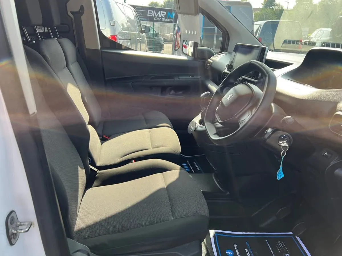 PEUGEOT PARTNER NEW MODEL 2021 - Image 3