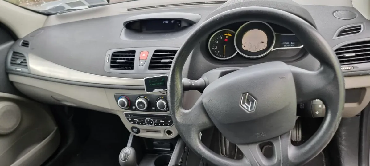 Renault Megane 2011 - Image 4