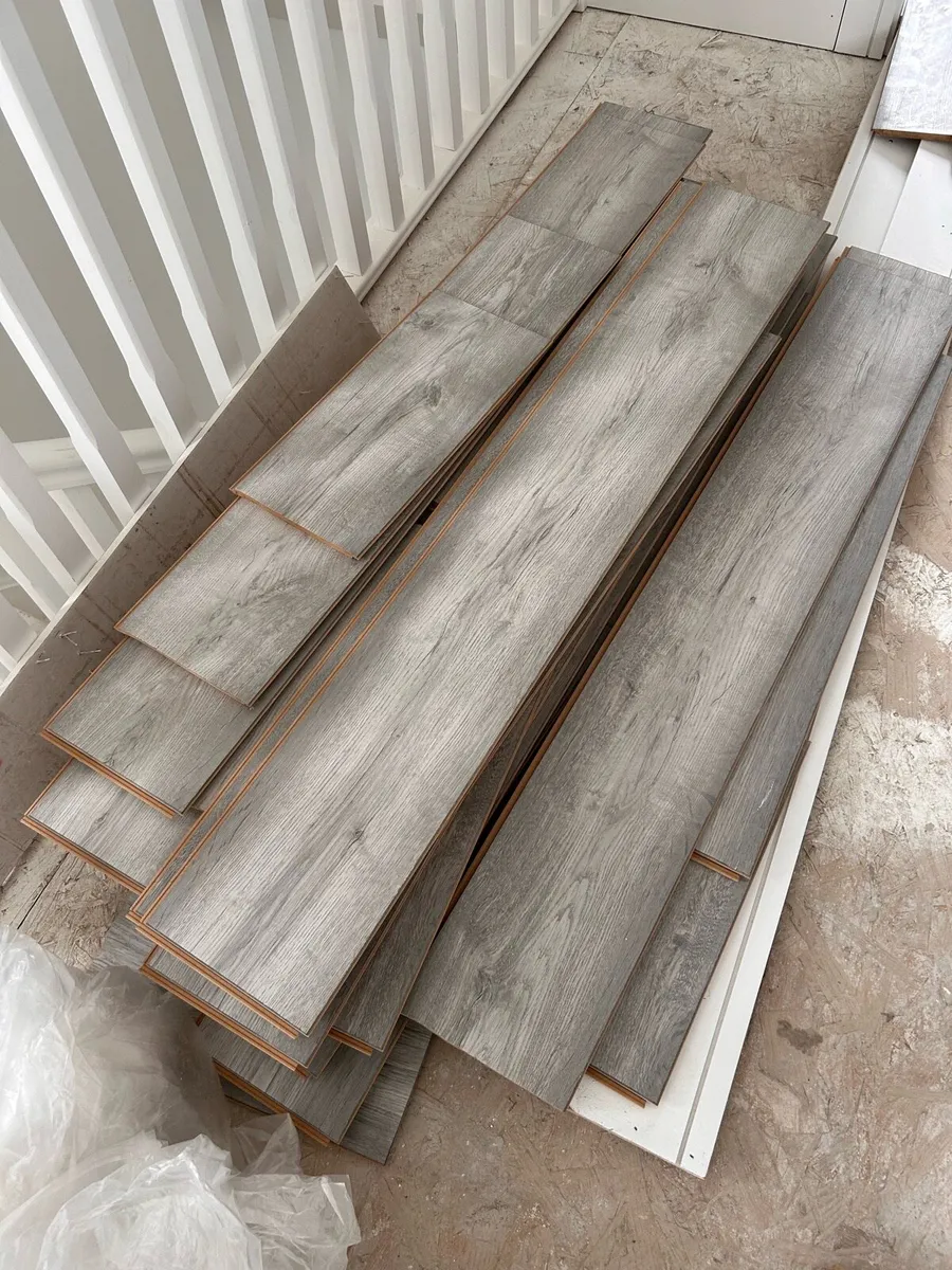 🔥 Grey Oak Laminate Flooring 60m² – €10/m²🔥 - Image 4