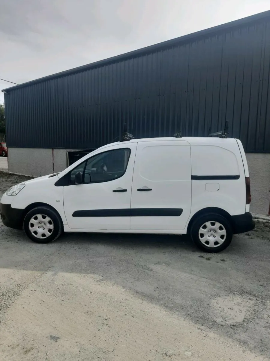 Peugeot partner 1.6hdi  2014 - Image 2