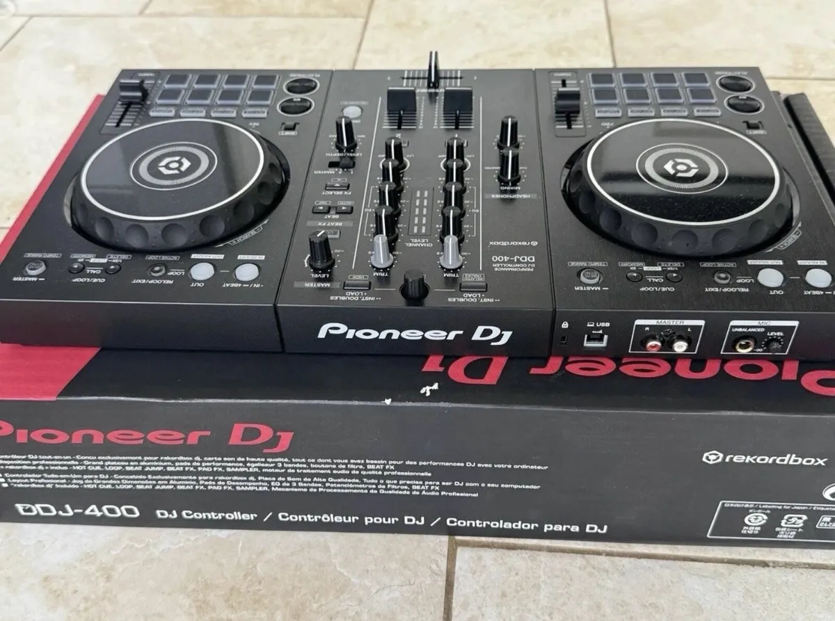 Pioneer DDJ-400 2 Channel Controller - Image 3