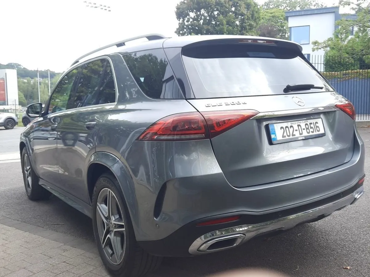 Mercedes-Benz GLE  2 GLE 300 d AMG Line EXT 4matic - Image 2