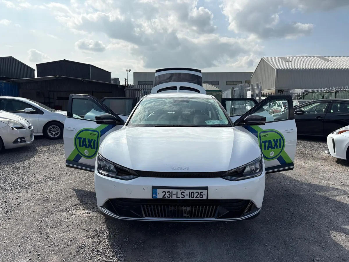 20243 Kia EV6 long range TAXI READY - Image 2