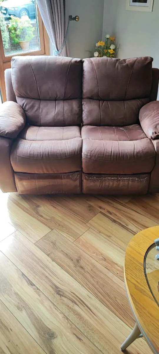 Three & two seater recliner sofa - Image 4