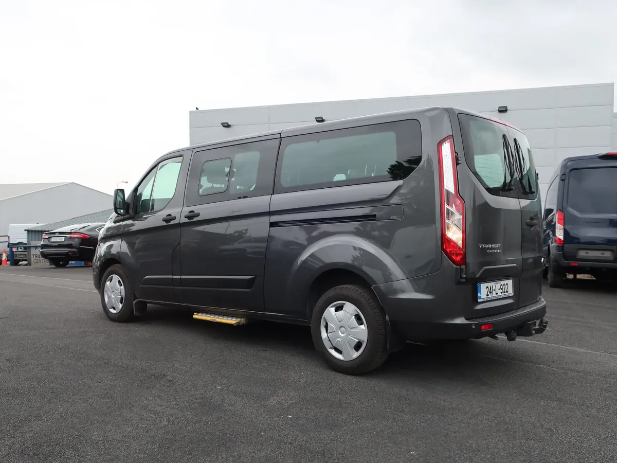 Ford Transit Custom KOMBI 9 SEAT 2.0TD AUTO - Image 3
