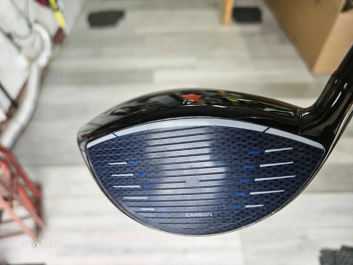 Taylormade Qi10 Driver 10.5 Degree - Image 2