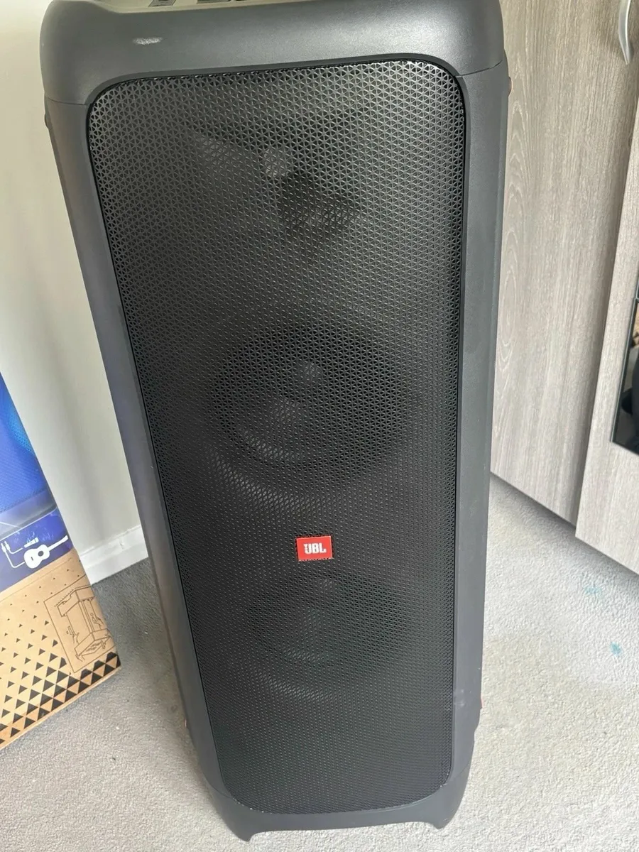 JBL Party Box 1000 Bluetooth Speaker 1100W - Image 2