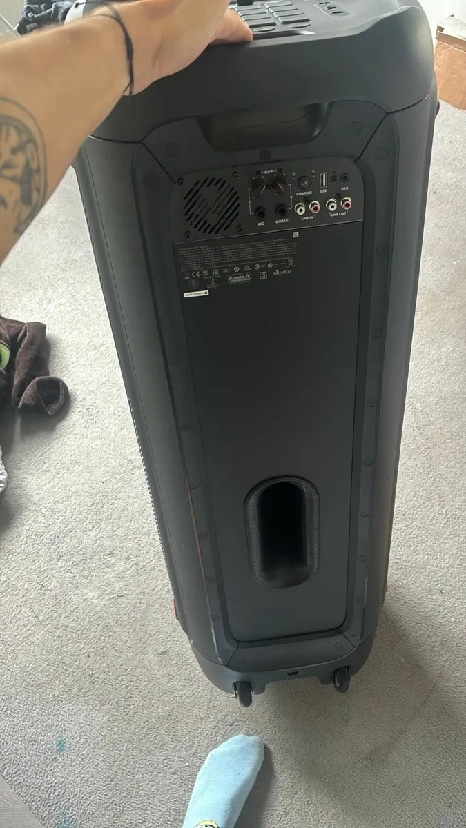 JBL Party Box 1000 Bluetooth Speaker 1100W - Image 3