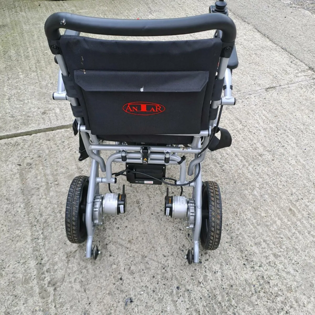 Electric wheelchair - Image 2