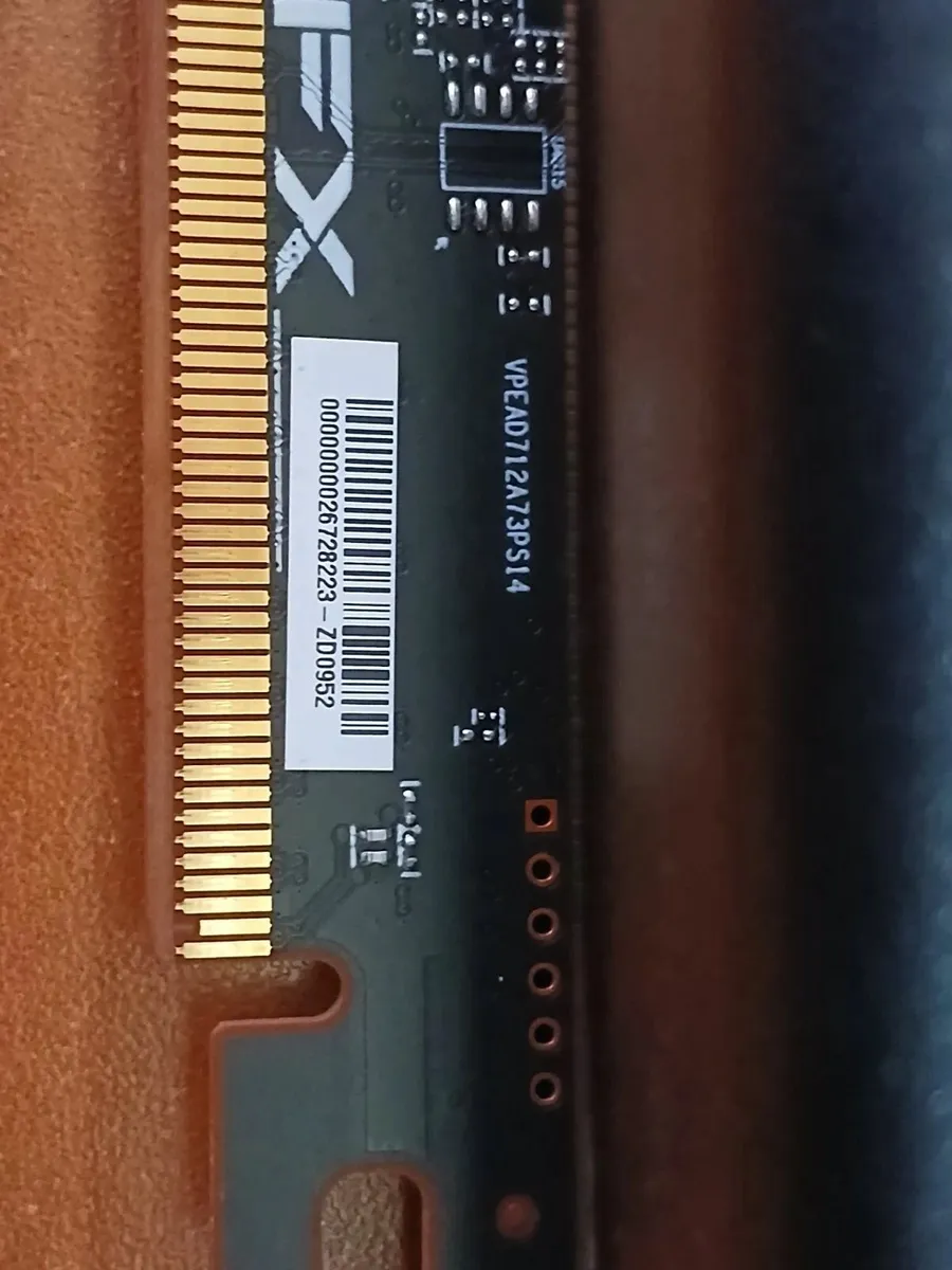 XFX AMD Radeon RX 7700 XT Gaming 12GB - Image 3