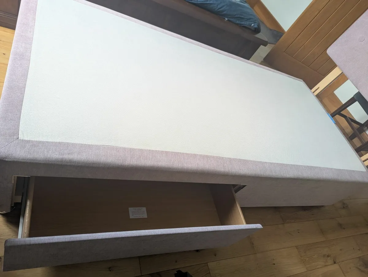 Single Bed Divian - Image 2