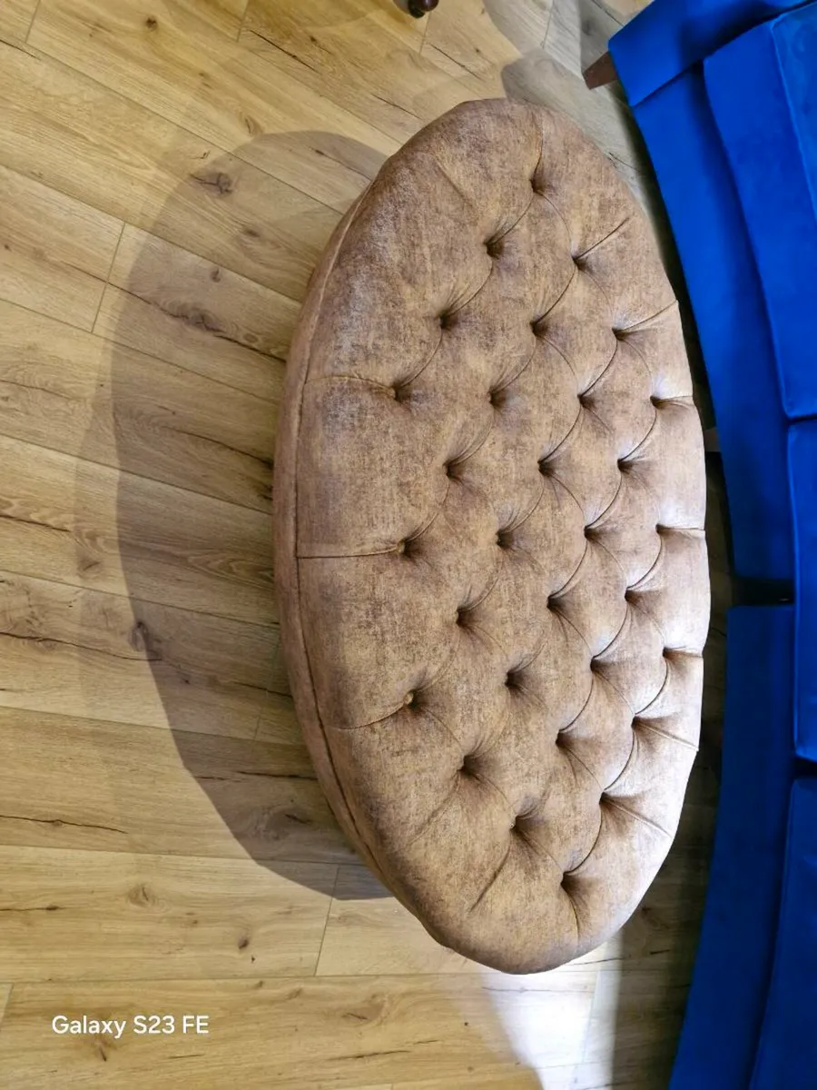 couch and leg rest - Image 4