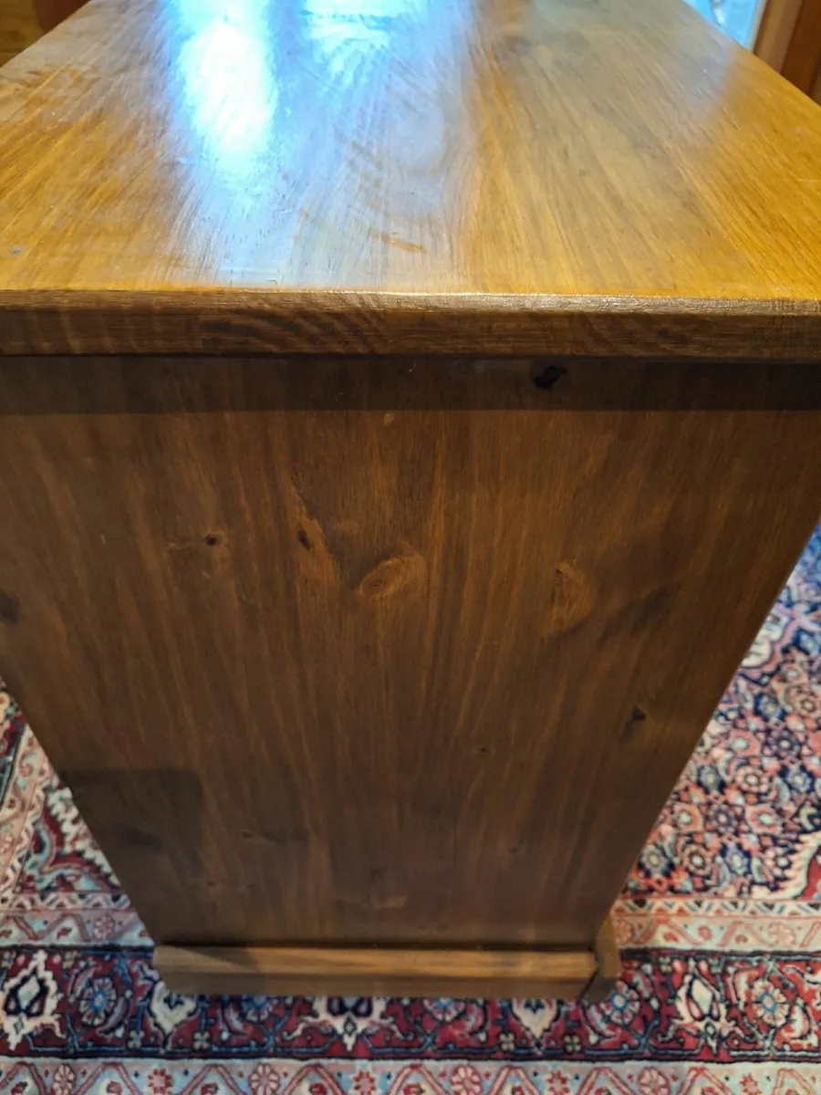 Desk and chair - Image 4
